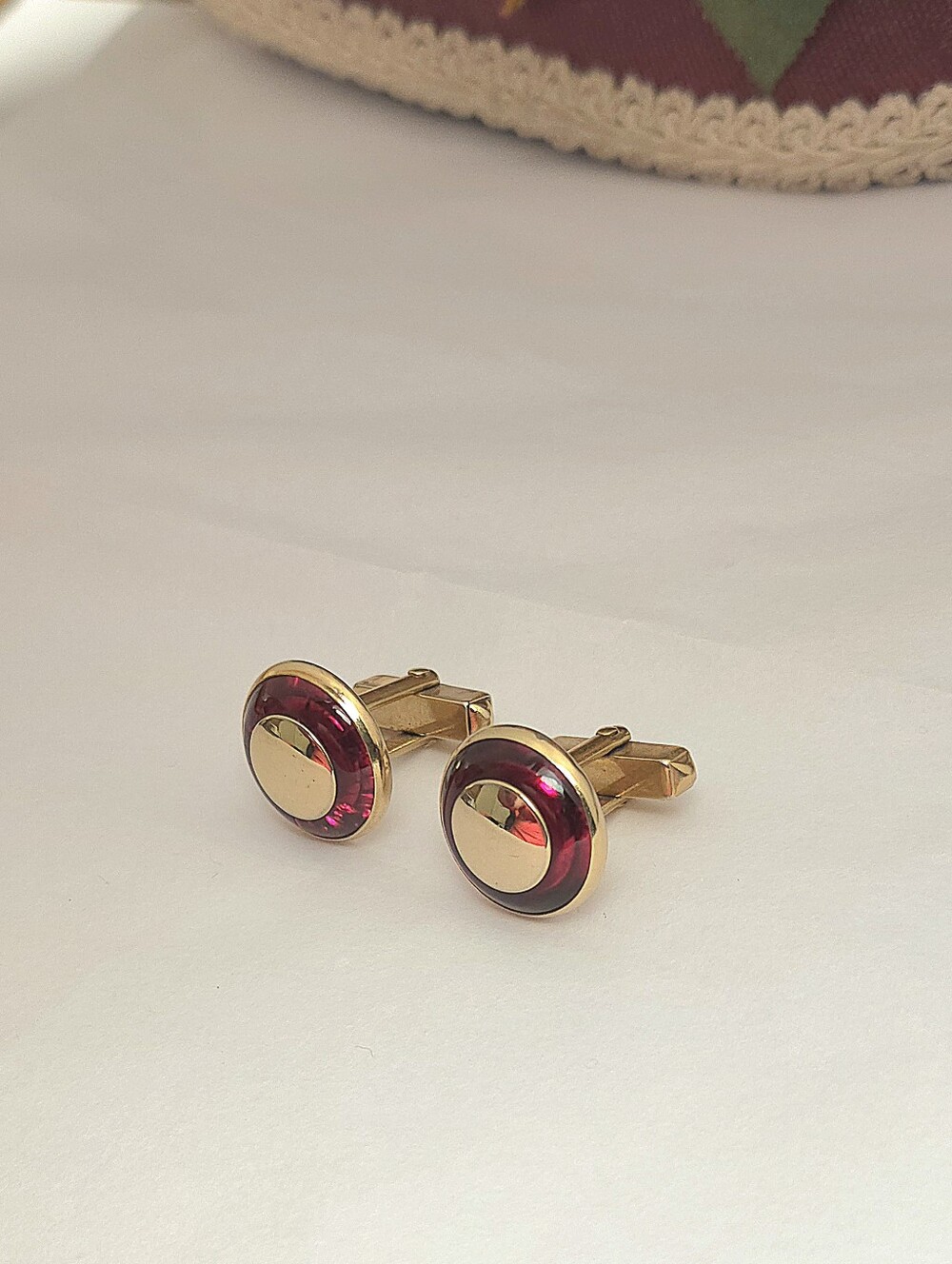 Vintage Swank Gold Plated Ruby Red Glass Cuff Links Signed Swank